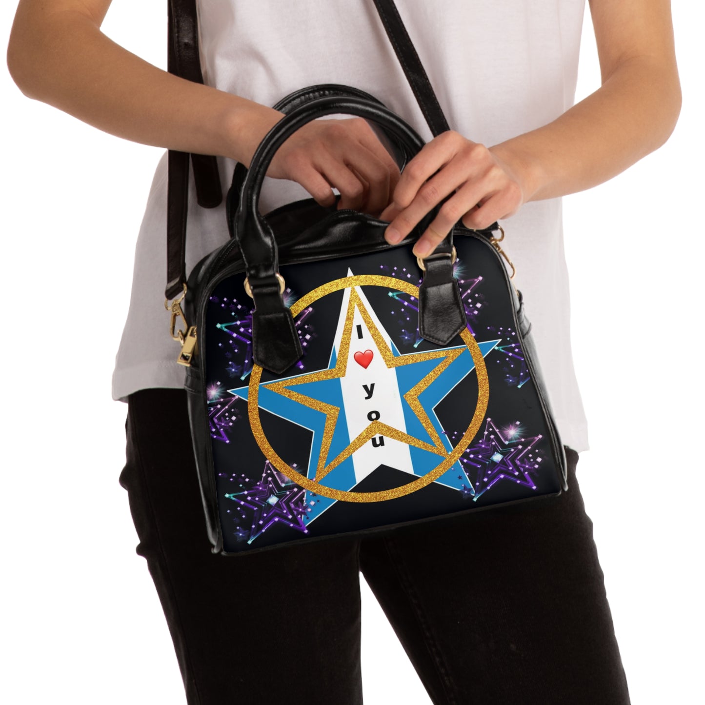 🌟🎒 Bolso Starry Love – Edición “Brilla Guatemala” Un homenaje a la luz interior de las mujeres guatemaltecas, con una estrella resplandeciente en azul y blanco que representa orgullo, sueños, raíces, y belleza cultural.