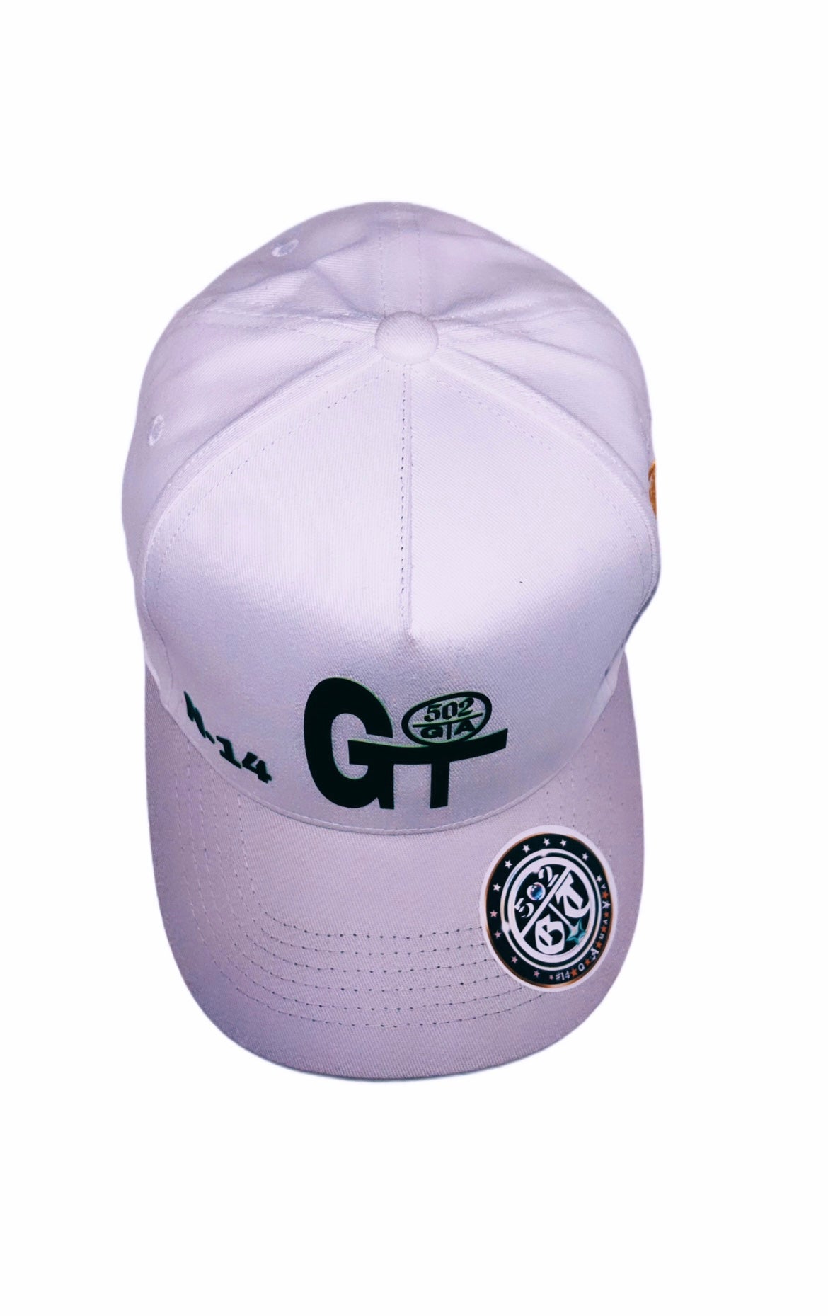 🧢 "GT en tu frente, Guatemala en tu corazón — con un diseño original que fusiona estilo urbano y orgullo nacional. Esta gorra no solo te viste, te representa. Lleva contigo la fuerza de tus raíces y la autenticidad de un diseño hecho para destacar."