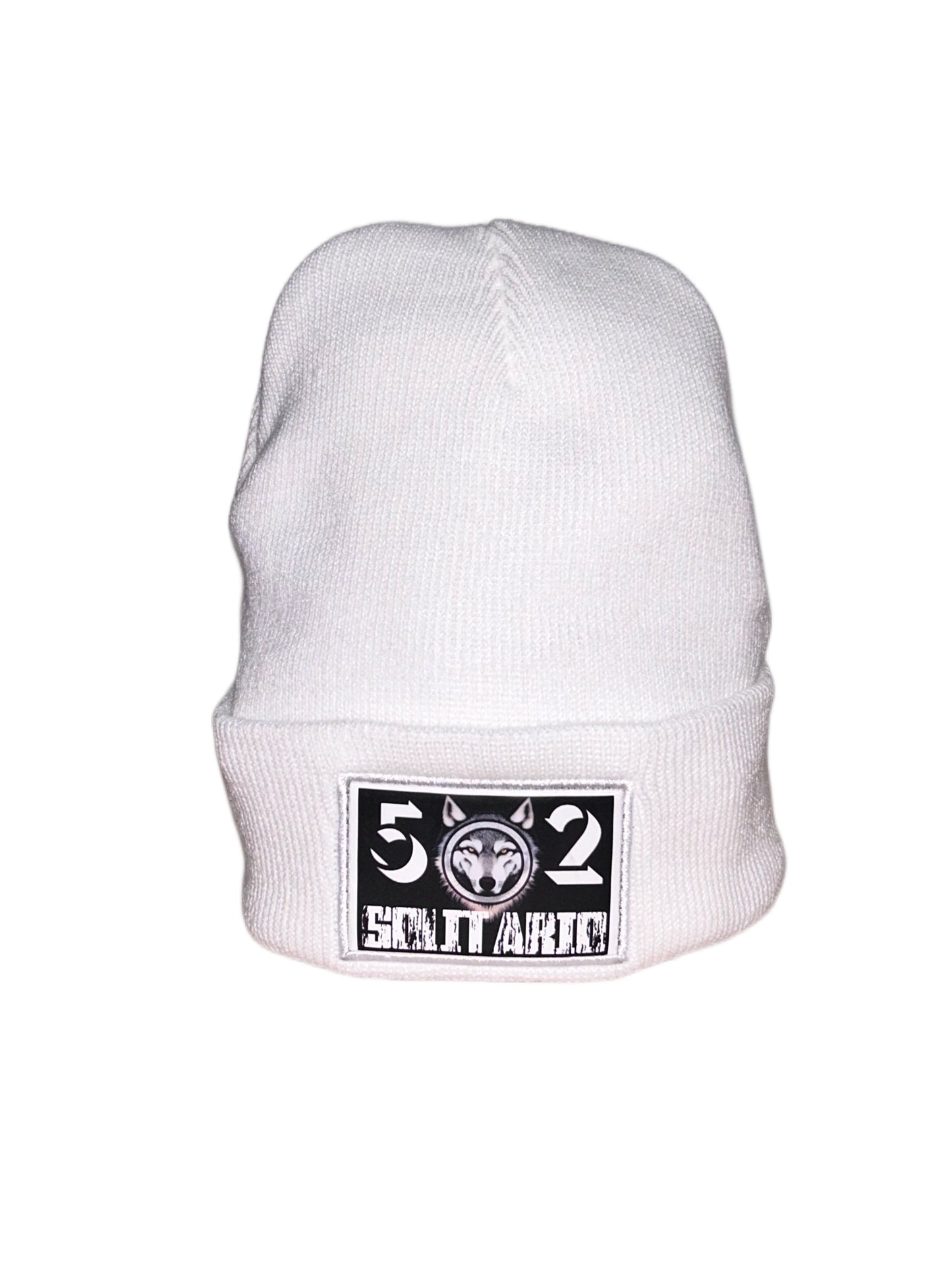 gorro con logo de lobo solitario